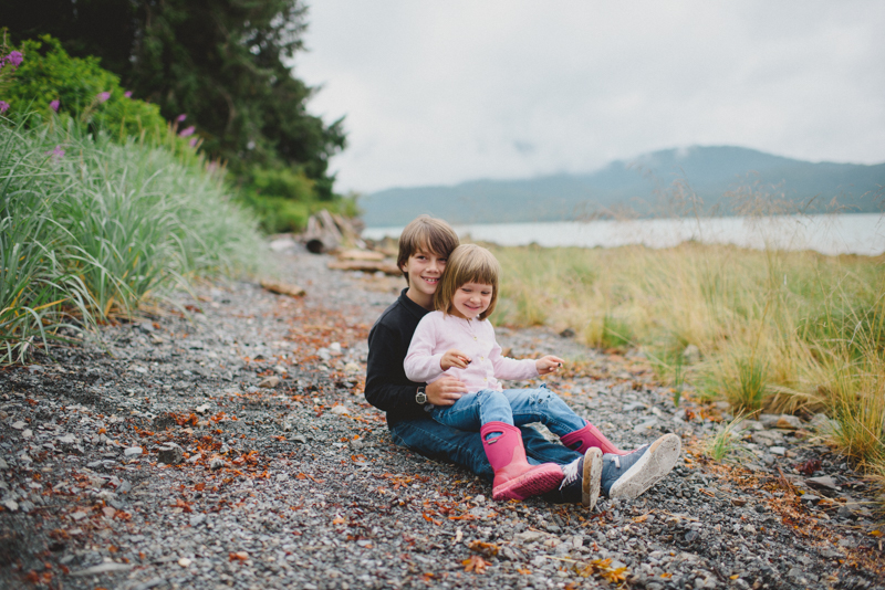 Oregon Family Portraits | Alaska beach session