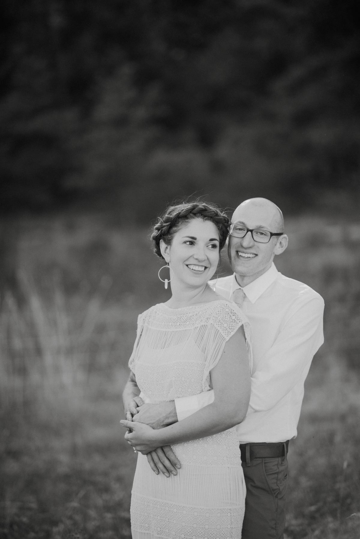 Classic Pose for Bride and Groom