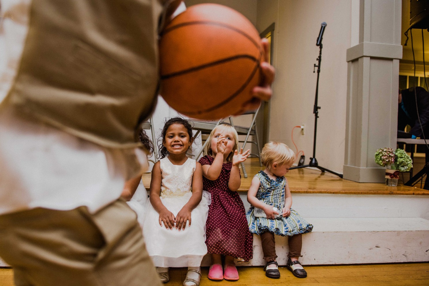 Children at weddings in Oregon 