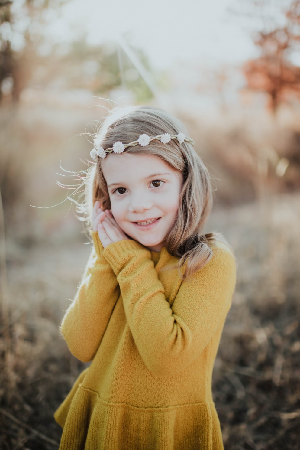 flower crown and little girl 